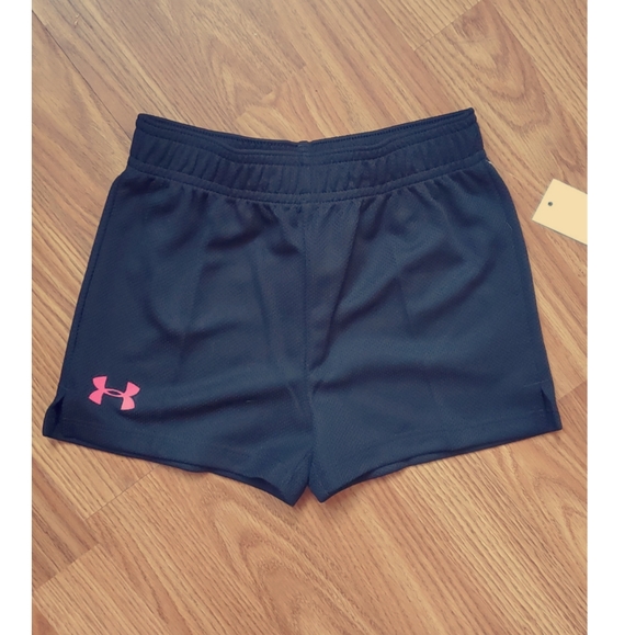 Girls Under Armour Basketball Shorts NWT - Picture 1 of 3